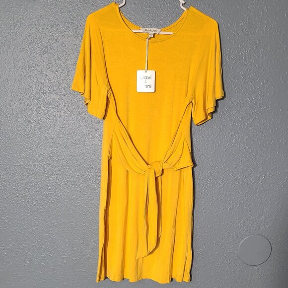 Short sleeve yellow dress - Picture 1 of 6